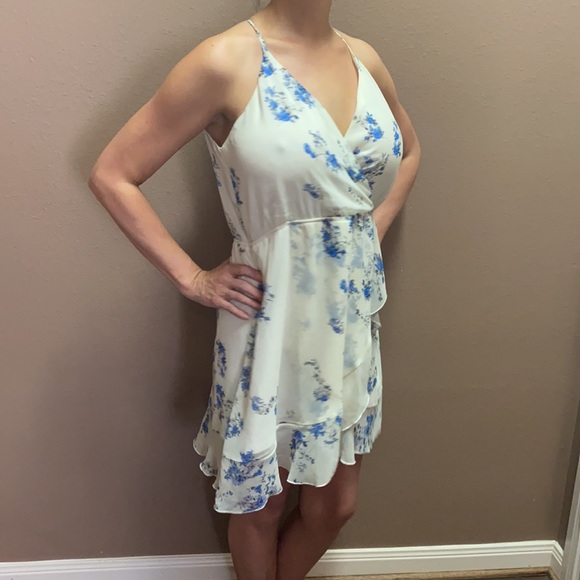 Altar'd State Dresses & Skirts - Altar’d State Dress blue & cream floral print: M-F order before 1PM ships today